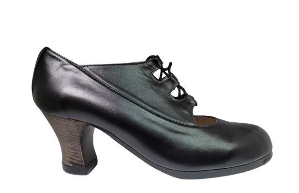 フラメンコシューズ ベゴーニャ・セルベラ | Flamenco Spain